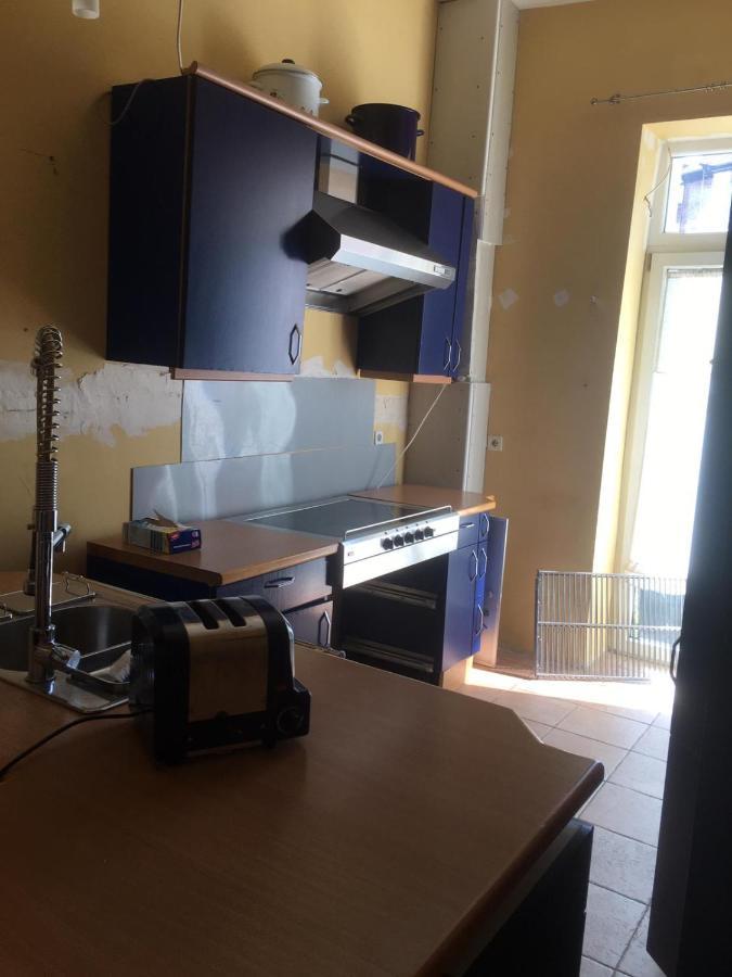 Zimmer im Dachgeschoss Kaiserslautern Exterior foto